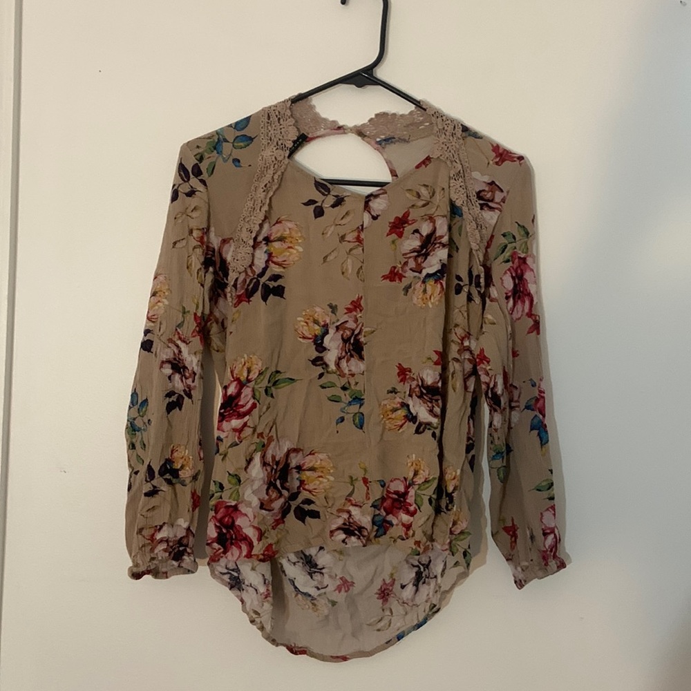 Back cutout blouse